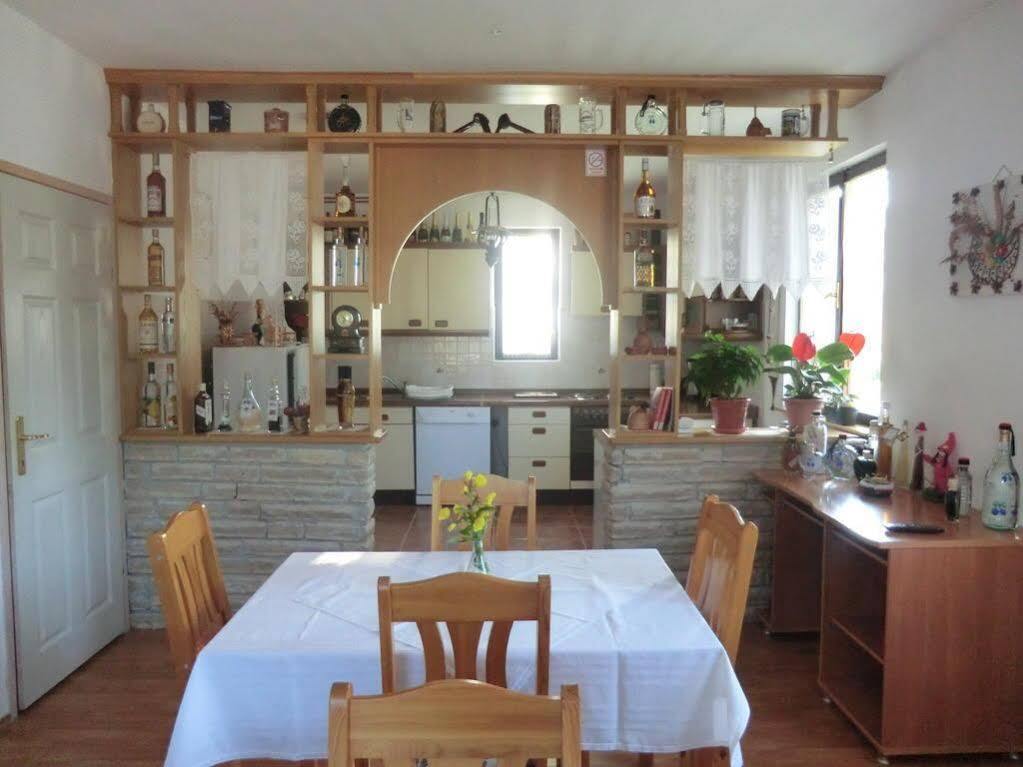 Pansion Izvor Hotel Korenica Bagian luar foto