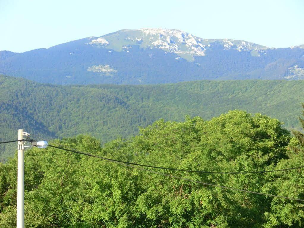 Pansion Izvor Hotel Korenica Bagian luar foto